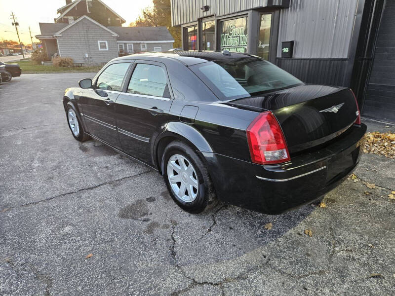 2005 Chrysler 300 Touring
