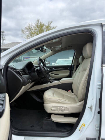 2021 Buick Enclave Essence