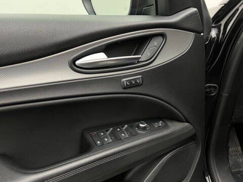 2023 Alfa Romeo Stelvio Veloce