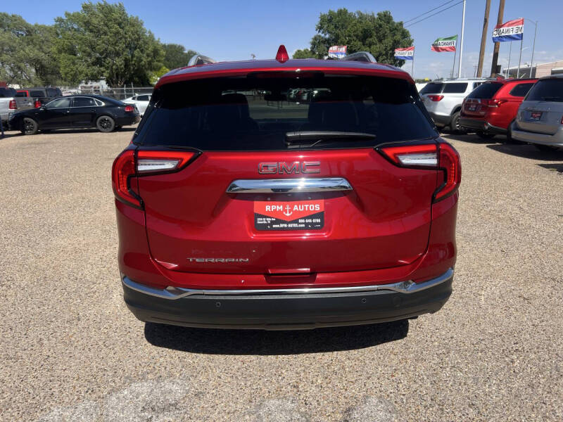 2022 GMC Terrain SLT