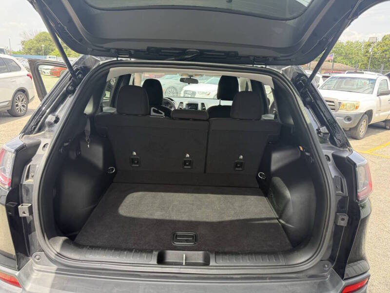 2019 Jeep Cherokee Latitude