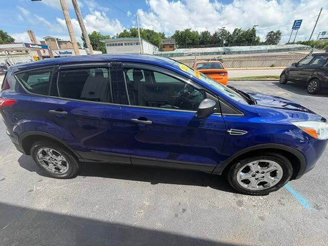 2016 Ford Escape S