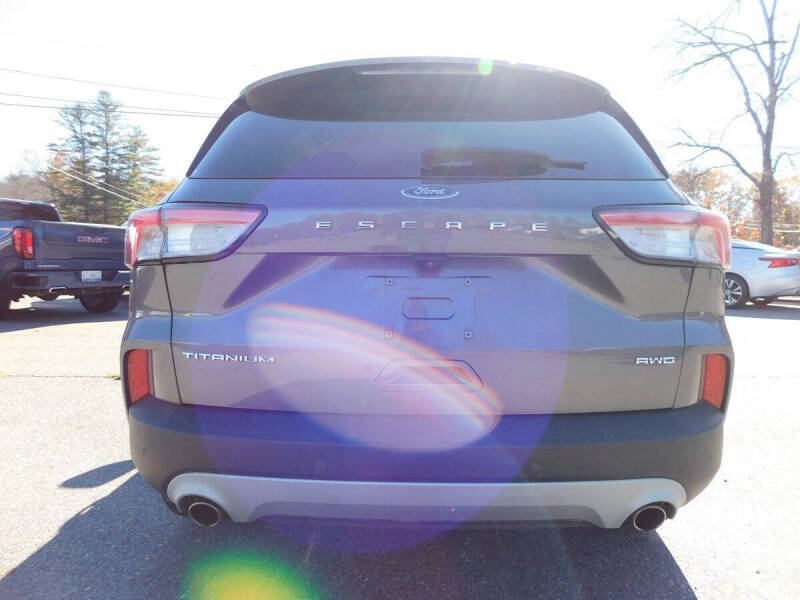 2022 Ford Escape Titanium