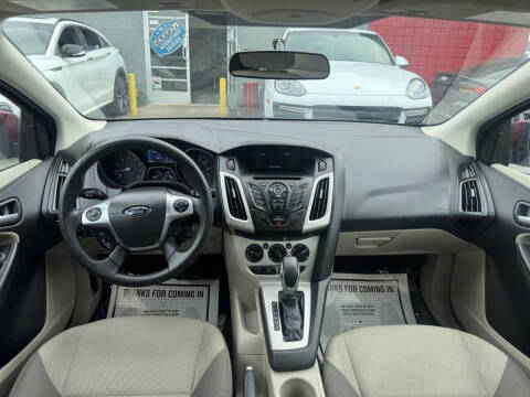 2014 Ford Focus SE