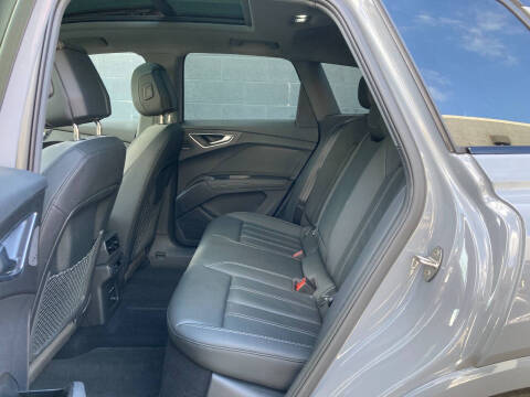 2023 Audi Q4 e-tron quattro Premium Plus 50