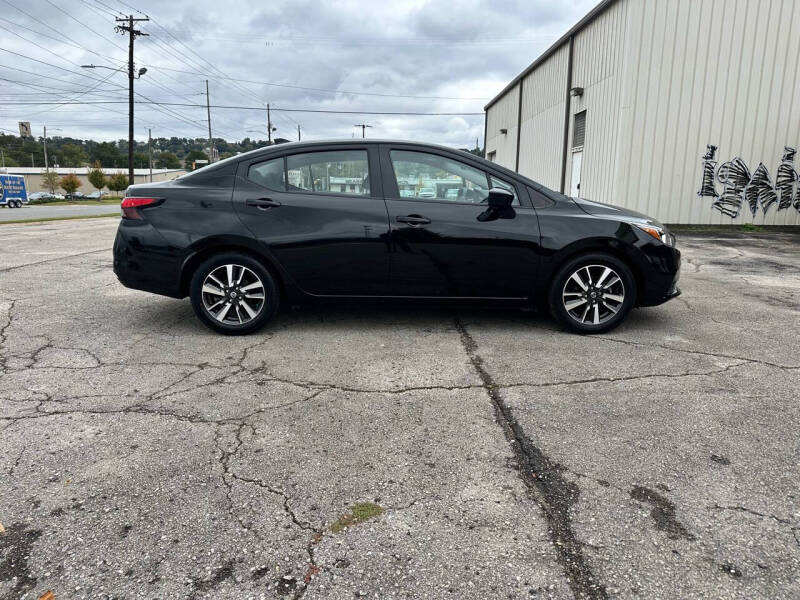 2022 Nissan Versa SV