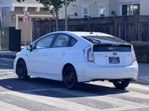 2012 Toyota Prius Three