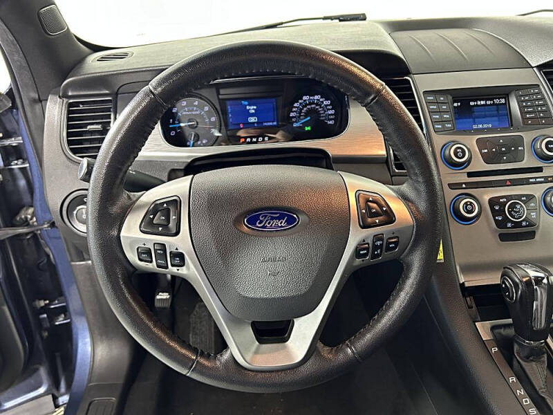 2019 Ford Taurus SEL