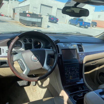 2013 Cadillac Escalade ESV Luxury