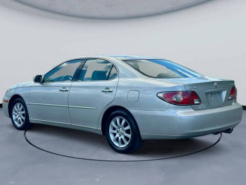 2004 Lexus ES 330