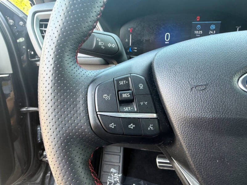 2024 Ford Escape ST-Line