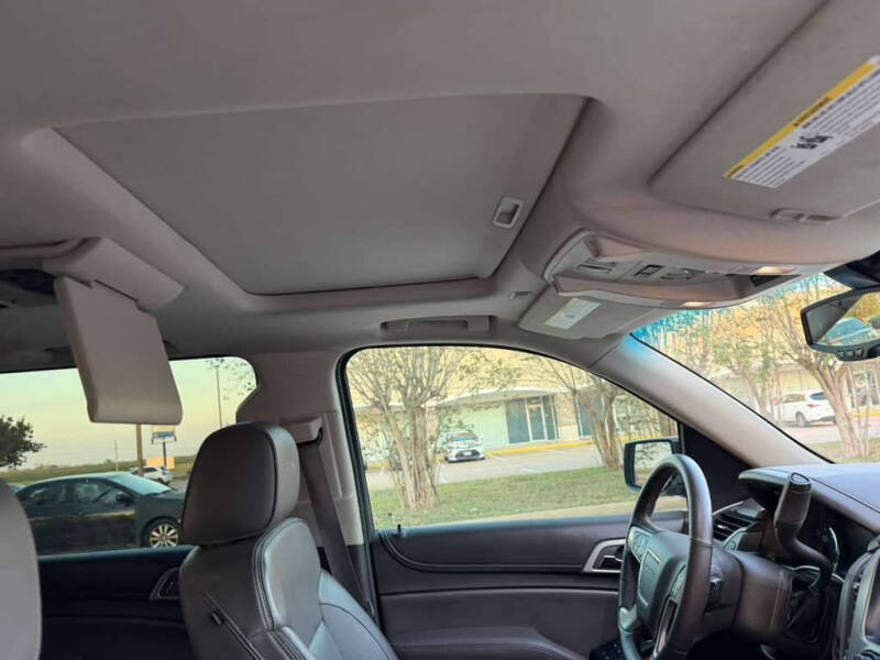 2015 GMC Yukon XL Denali