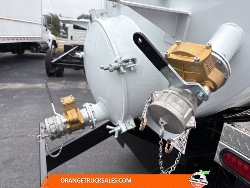 2019 Peterbilt 337