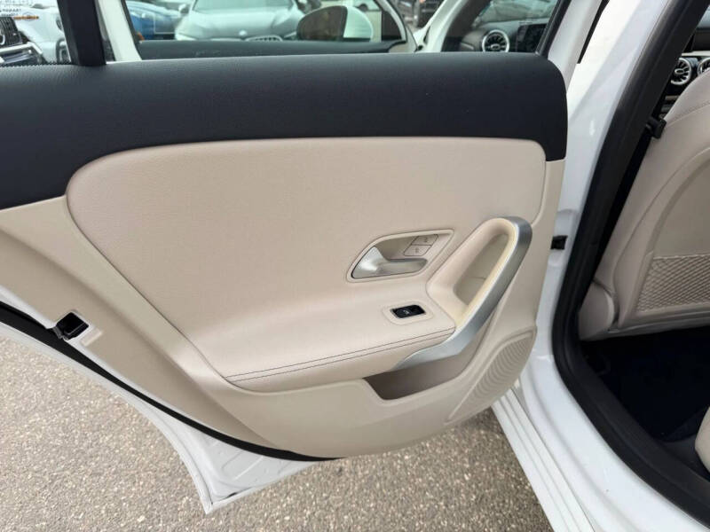 2019 Mercedes-Benz A-Class A 220