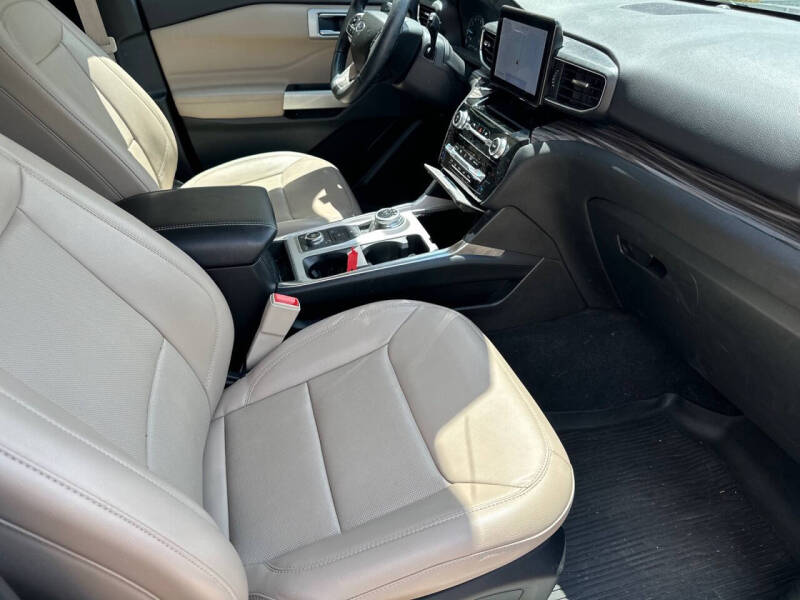 2022 Ford Explorer Limited