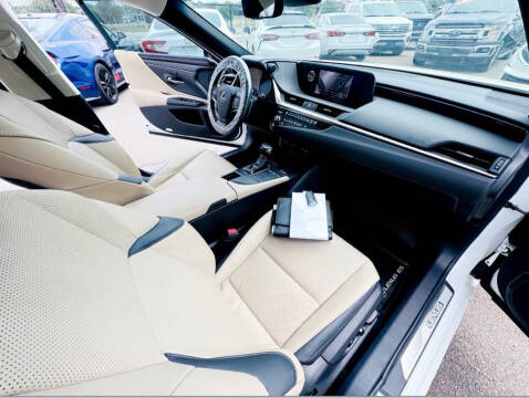2021 Lexus ES 350
