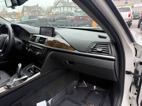 2015 BMW 3 Series 328i xDrive