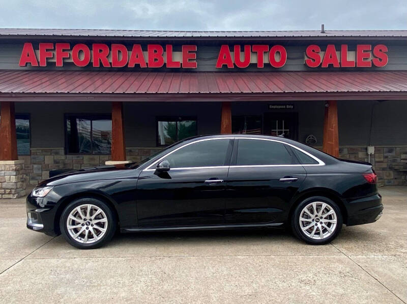 2022 Audi A4 Premium's photo