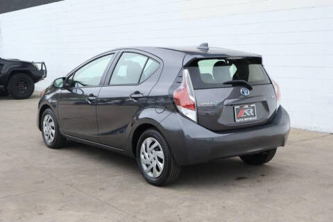 2015 Toyota Prius c Three
