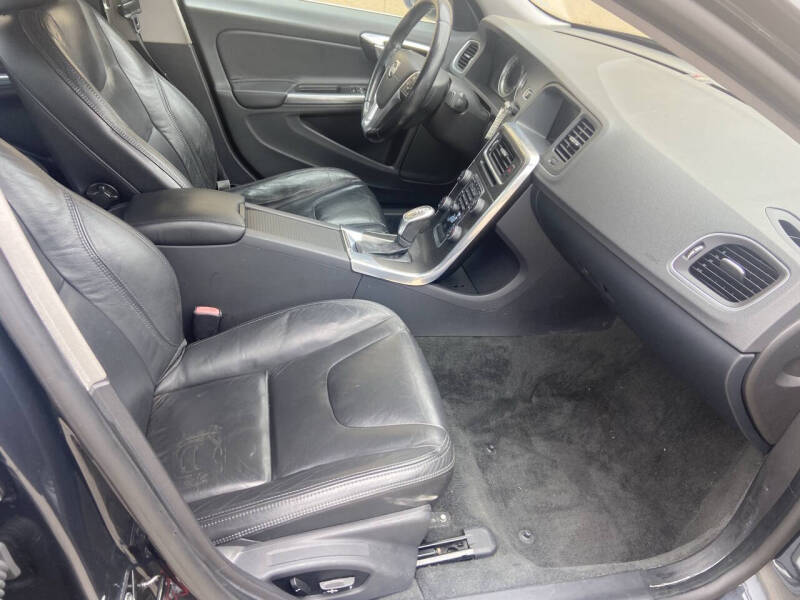 Image 7 of 2013 Volvo S60 T5 Premier
