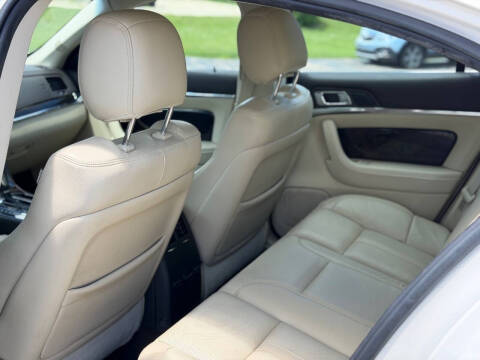 2013 Lincoln MKS