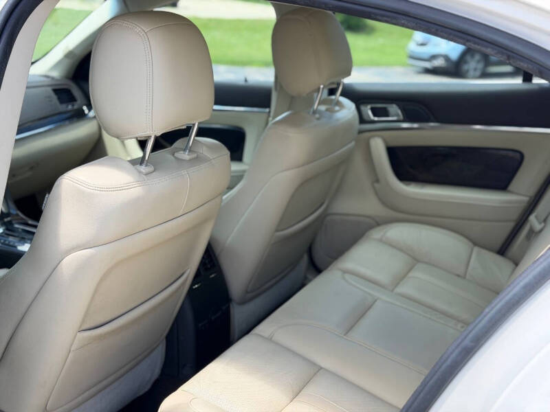 2013 Lincoln MKS