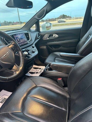 2020 Chrysler Pacifica Touring L Plus