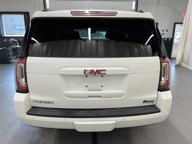 2017 GMC Yukon SLE