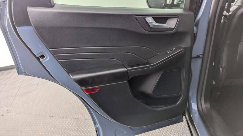 2025 Ford Escape ST-Line Select