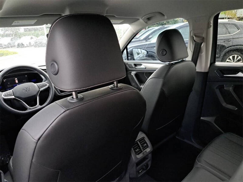 2023 Volkswagen Tiguan SE