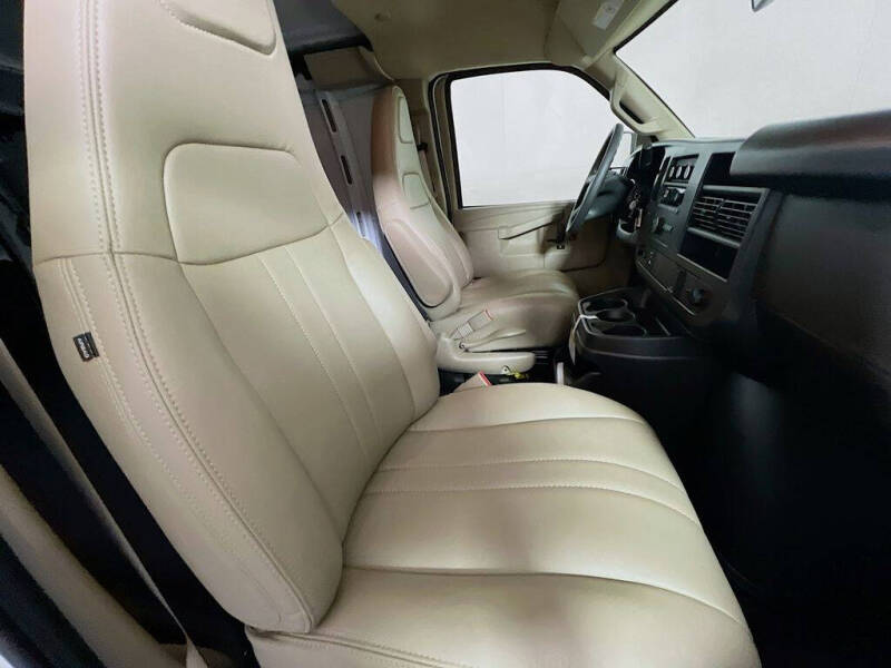 2026 GMC Savana 3500
