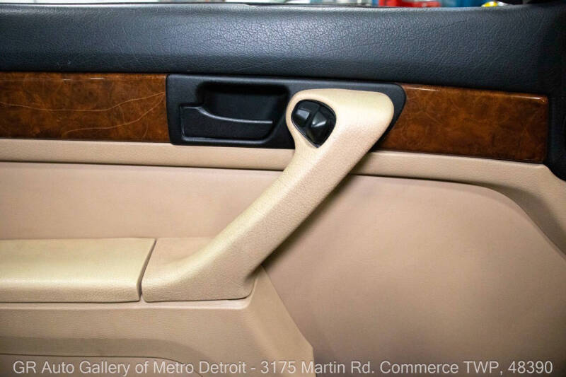 1990 BMW 7 Series 735i