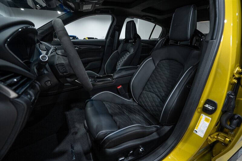 2024 Cadillac CT5-V Blackwing