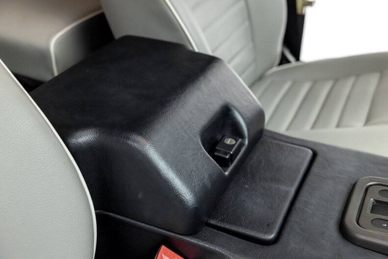 1997 Land Rover Defender 90