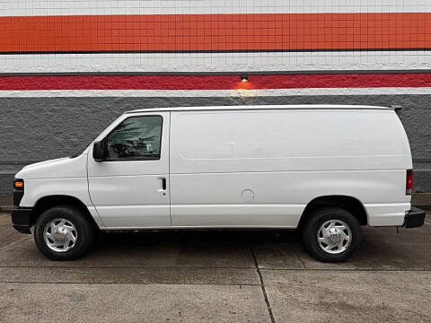2013 Ford E-Series E-250