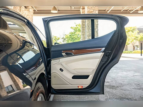 2011 Porsche Panamera