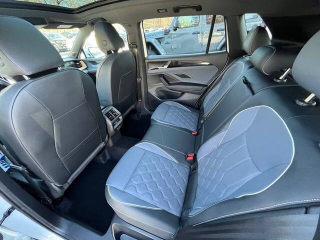 2025 Volkswagen Tiguan SEL R-Line 4Motion