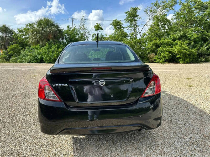 2017 Nissan Versa 1.6 S