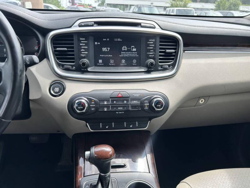 2017 Kia Sorento EX