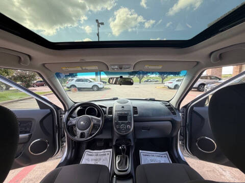2013 Kia Soul +