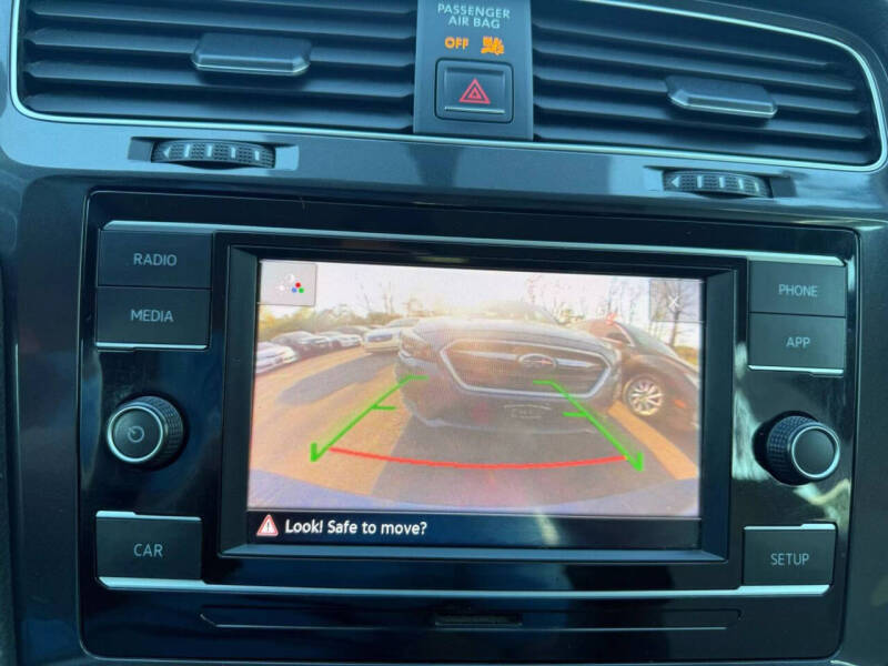 2018 Volkswagen Golf SportWagen