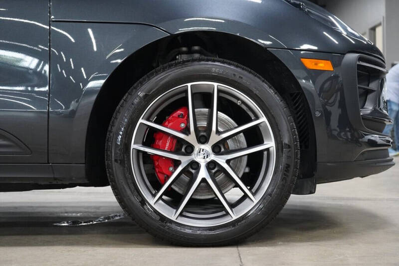 2023 Porsche Macan S