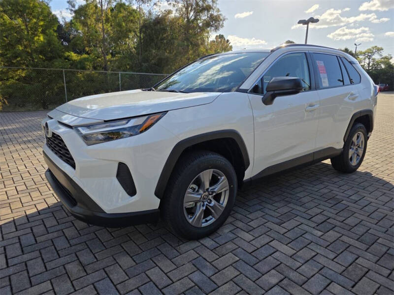 2025 Toyota RAV4 Hybrid LE