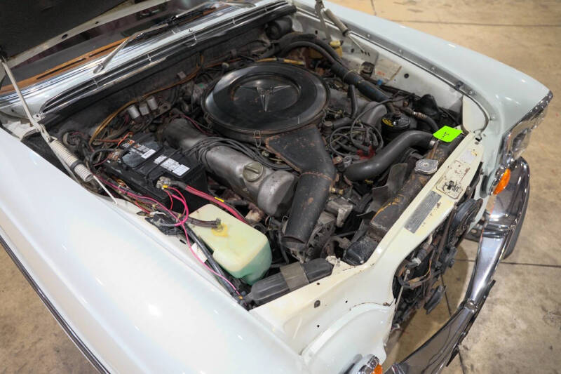 1972 Mercedes-Benz 280-Class