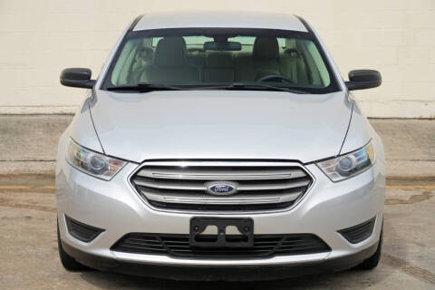 2015 Ford Taurus