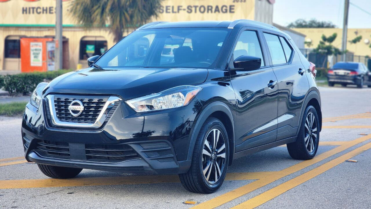2020 NISSAN Kicks Hatchback - $13,990