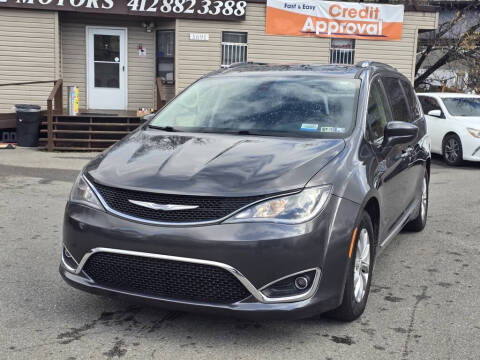 2018 Chrysler Pacifica Touring L
