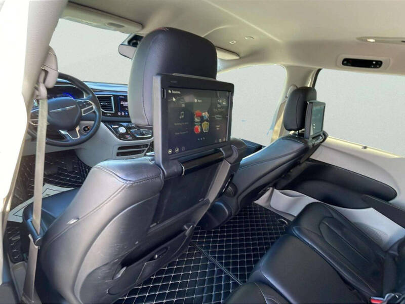 2018 Chrysler Pacifica Touring L Plus