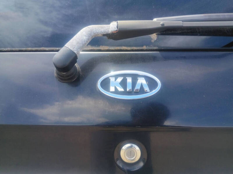 2003 Kia Sedona