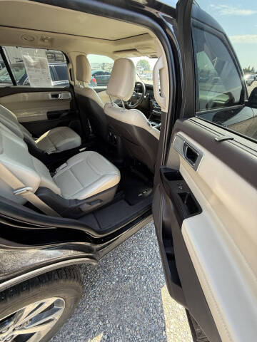 2020 Ford Explorer Platinum